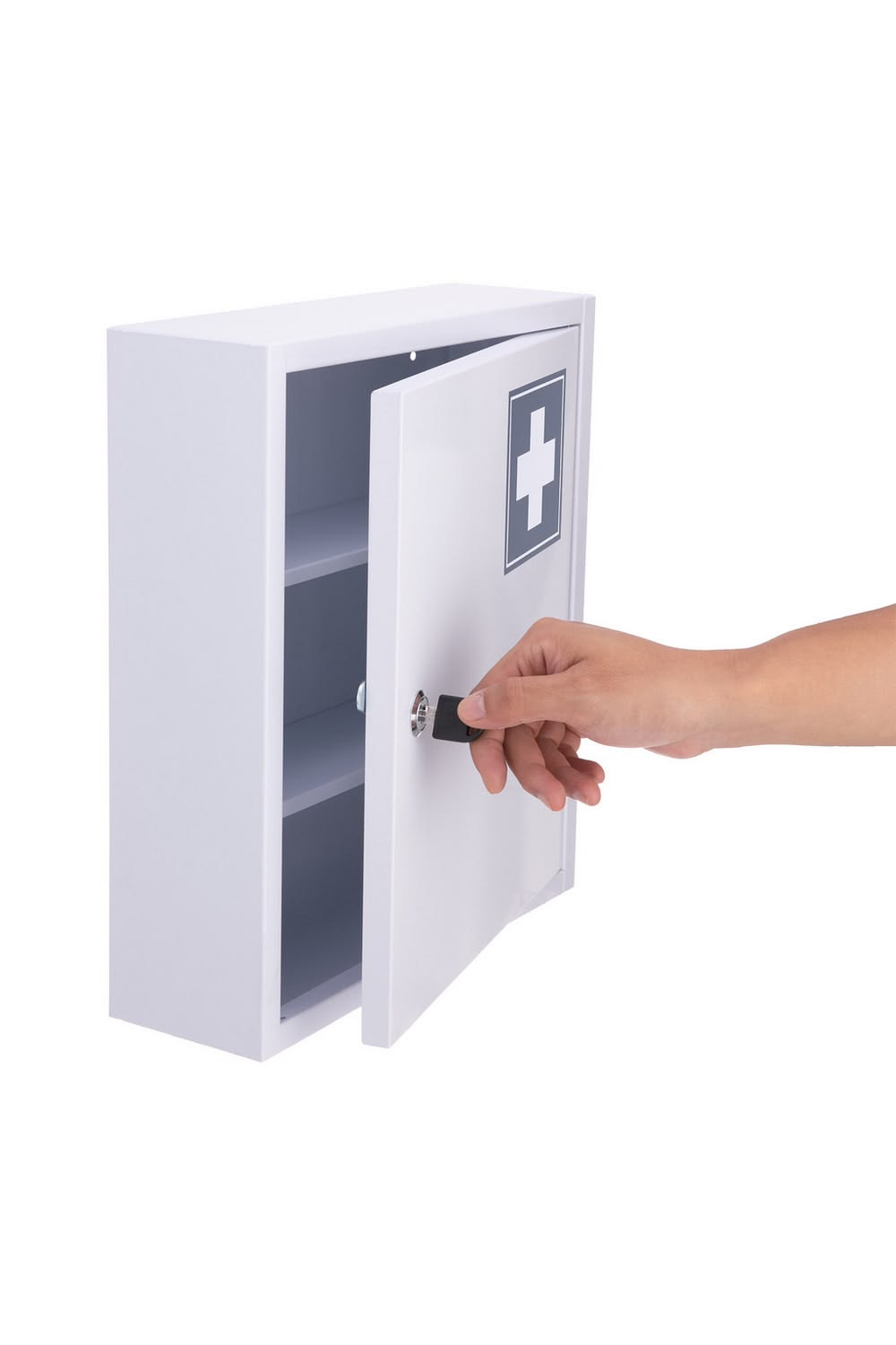 Interior de botiquín de madera organizado para primeros auxilios en Guatemala para negocios y oficinas