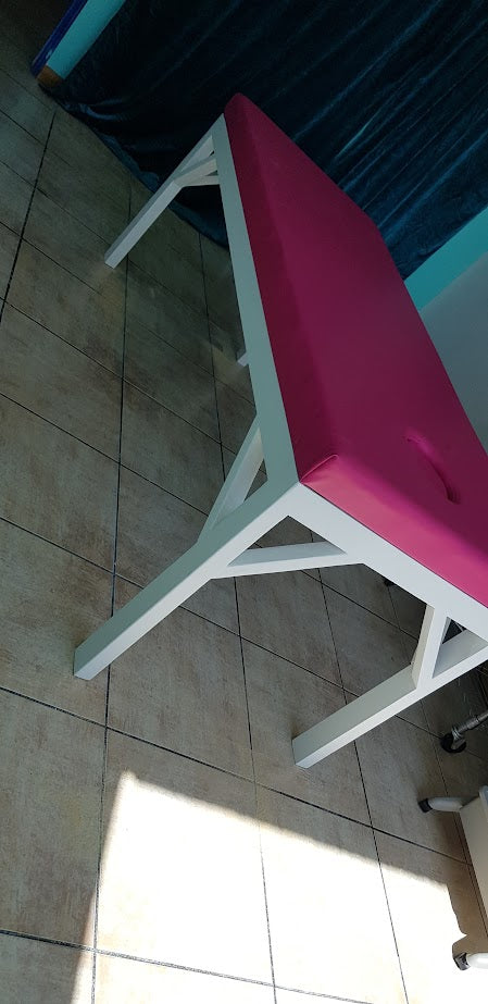 Camillas para Masajes en Guatemala | Fabricación a Medida y Diseños Profesionales