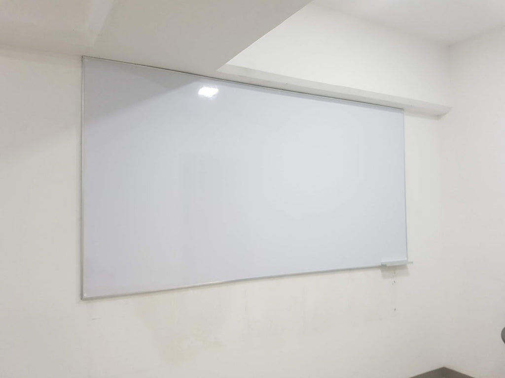 Pizarrón blanco en Guatemala para marcador | Creación Mobiliaria